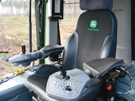 Maßangefertigte Sitzbezüge für PKW und Nutzfahrzeuge direkt vom Hersteller